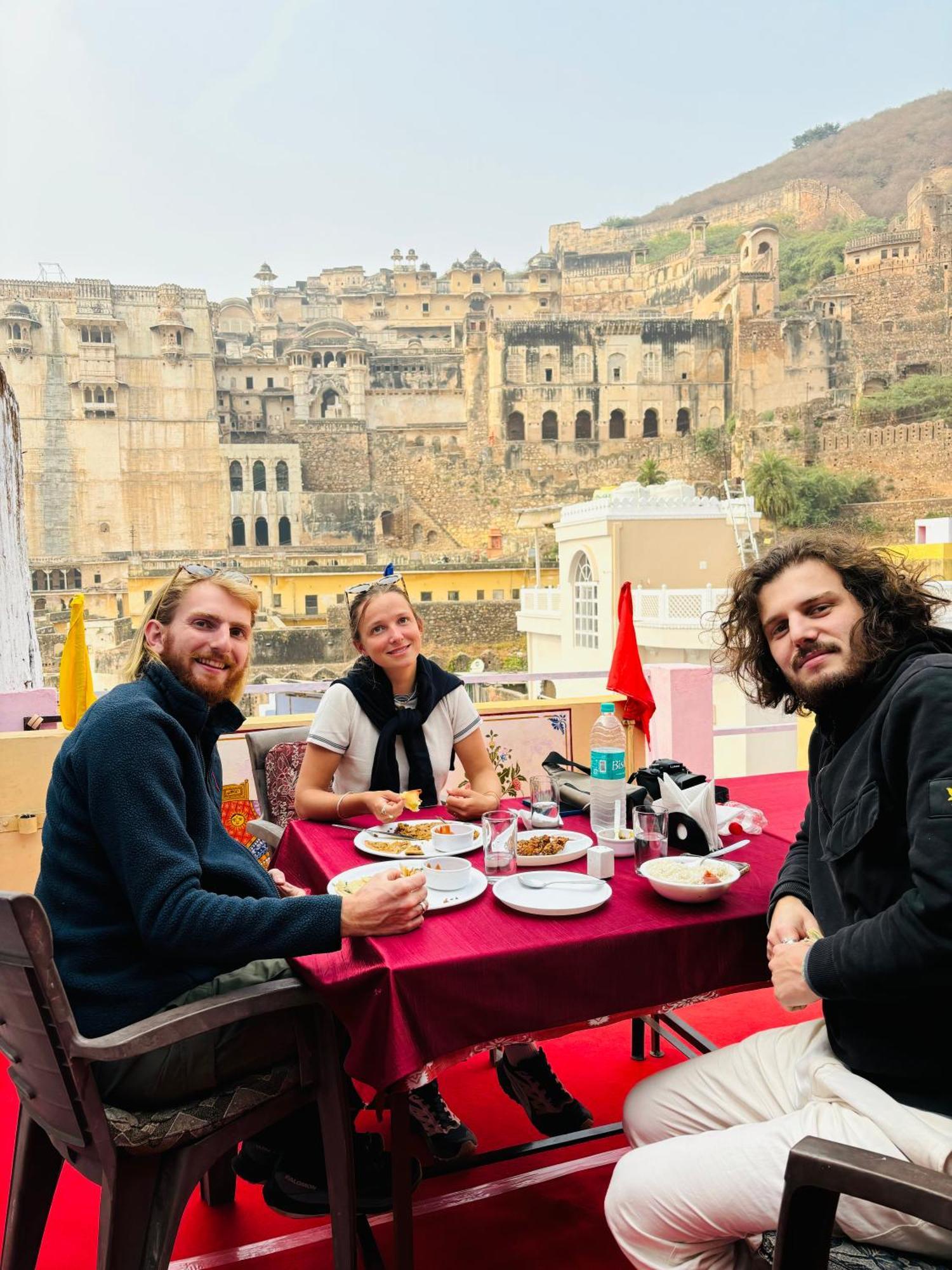 The Palace View & Restaurant